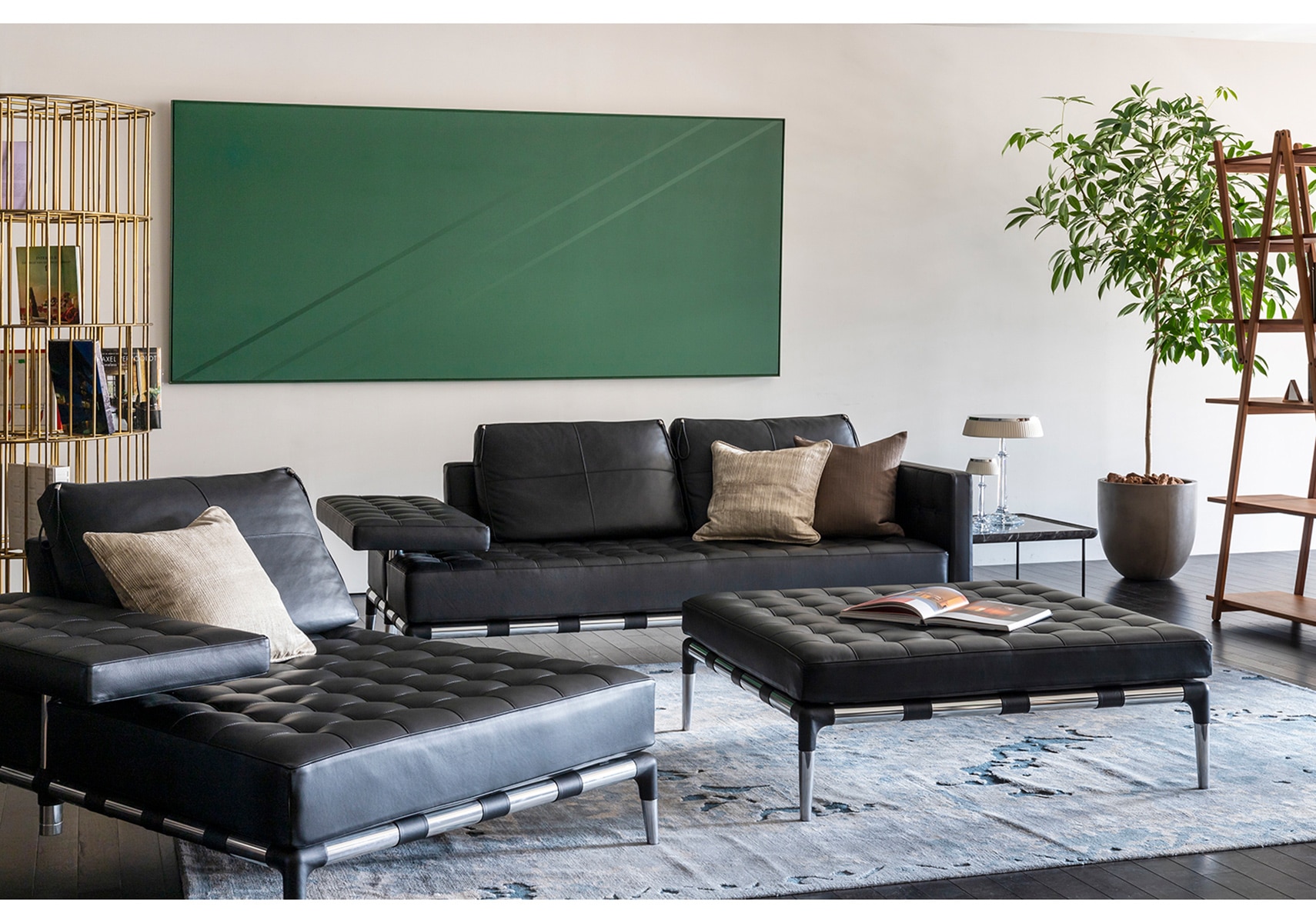 Cassina（カッシーナ）241-31 PRIVE 2人掛ワイド 黒革（13X606