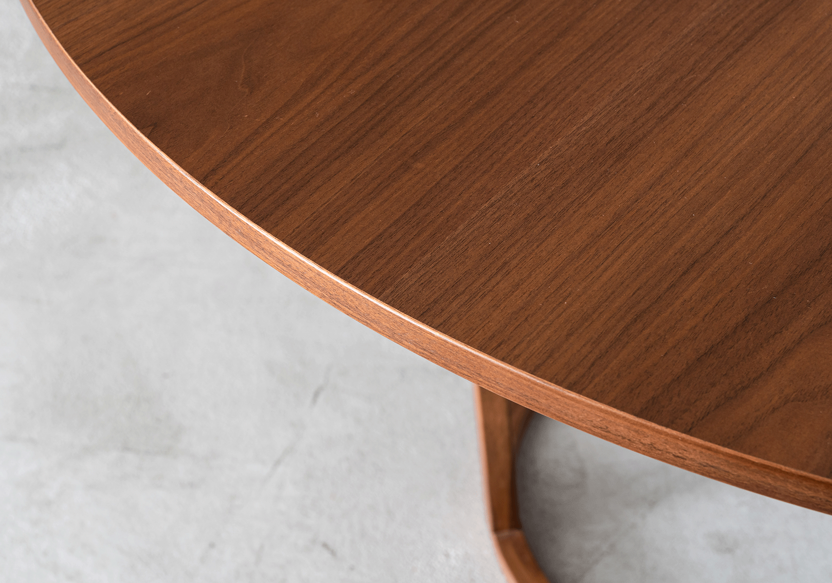 IXC(イクスシー）CENAチェーナ テーブル|カッシーナ・イクスシー 公式