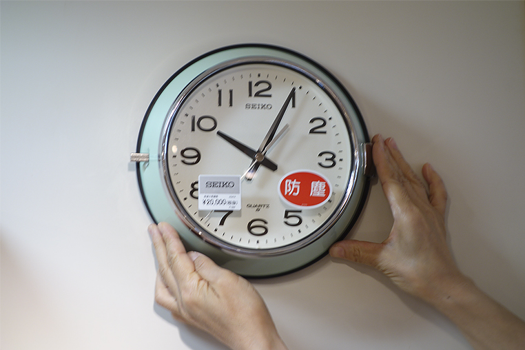 SEIKO KS474M 防塵掛け時計 機能から生まれたインテリア性。 | 中慶
