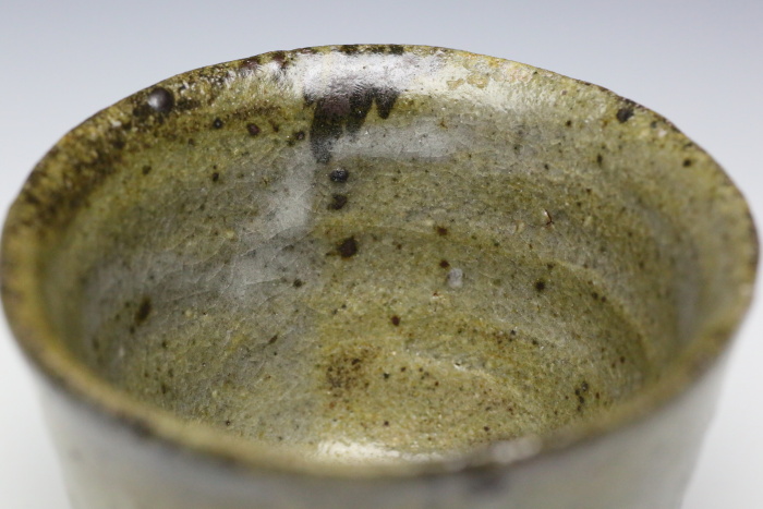 丸田宗彦 絵唐津ぐいのみ 作家もの唐津焼酒器 薪窯焼成陶酒盃 酒呑み 桐箱