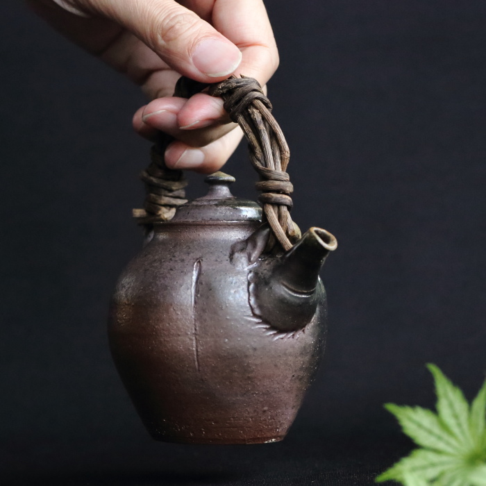 四代山田常山 常滑土瓶 満容量220ml 作家もの急須 登り窯焼成 桐箱