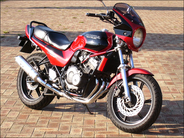 CHIC DESIGN - ロードコメット JADE250/S （ジェイド）