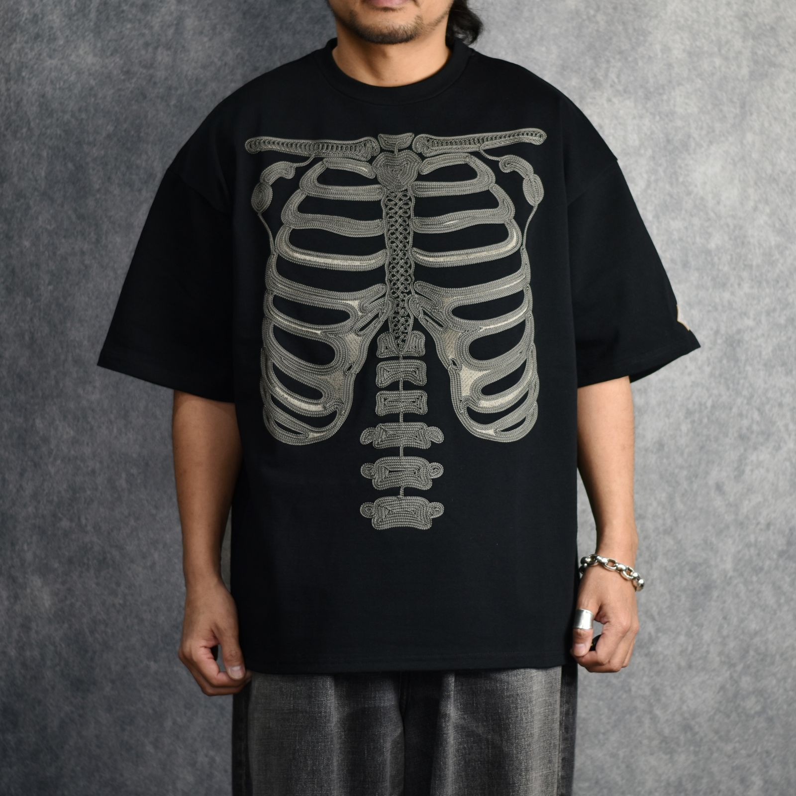 el conductorH - CORD EMBROIDERED T-SHIRT 'BONES (BK) / コード刺繍