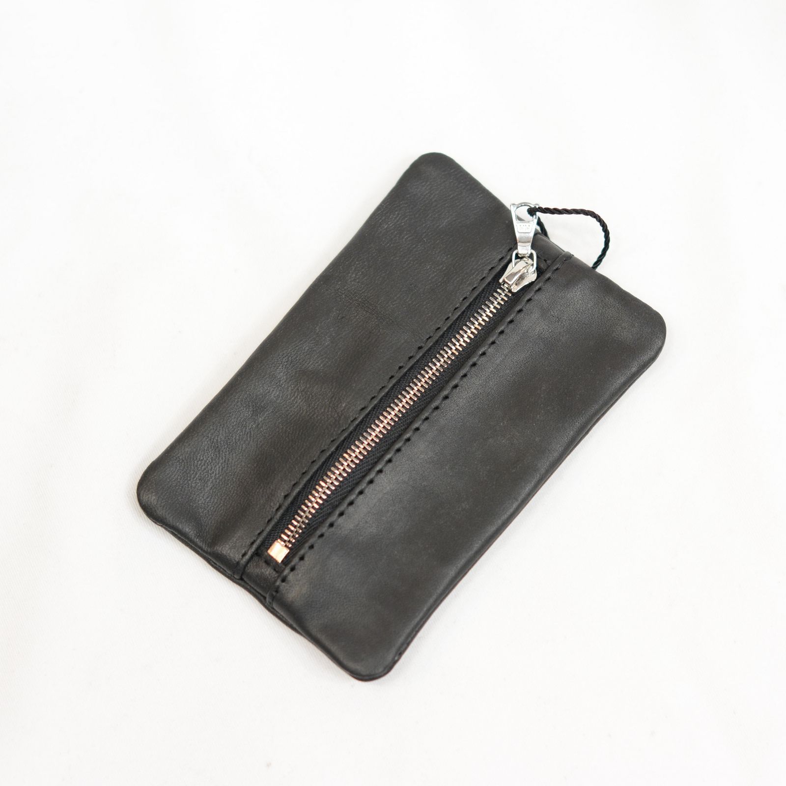 ISAMU KATAYAMA BACKLASH - GUIDIカーフ WAX仕上げ ティッシュケース