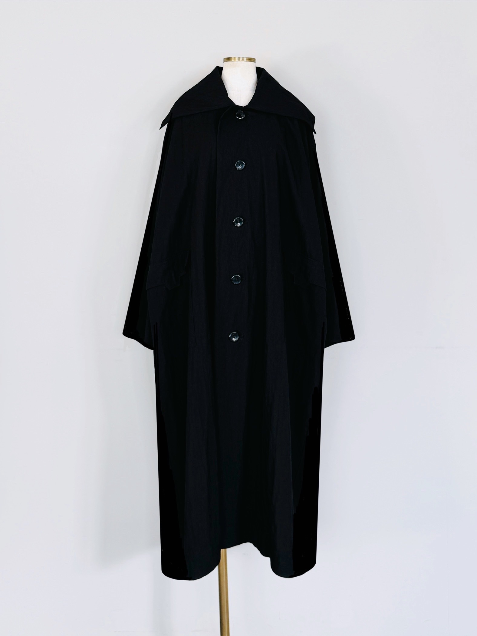 OUTER｜Praise / trois / anana / NICOLE｜ chouchou