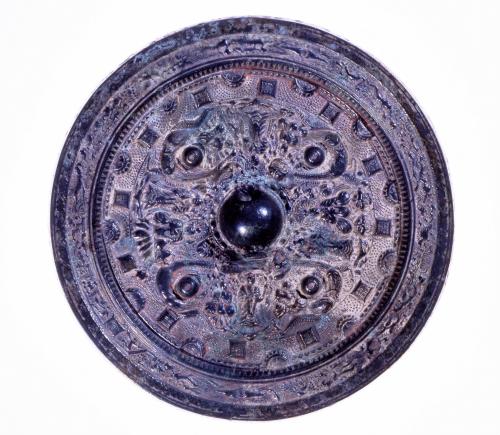 画文帯四仏四獣鏡 - 飯田市ホームページ