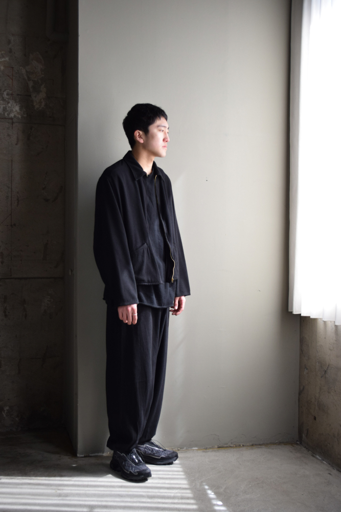 COMOLI (コモリ) シルクネップ ドローストリングパンツ [BLACK]