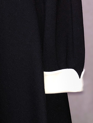 組曲 可愛らしい小花刺繍のクラシカルワンピース 120/140(サイズ140