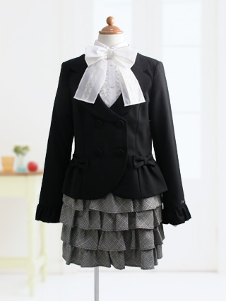 メゾピアノ 黒のジャケットに大きな白リボン4段フリルのスーツ 160
