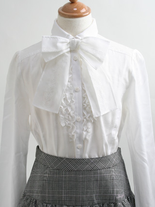 メゾピアノ 黒のジャケットに大きな白リボン4段フリルのスーツ 160