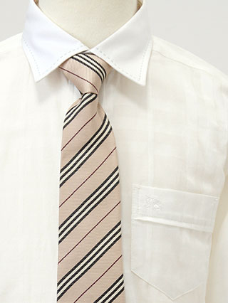 バーバリー 黒スーツ(ノバストライプネクタイ) 110/130 / ブランド