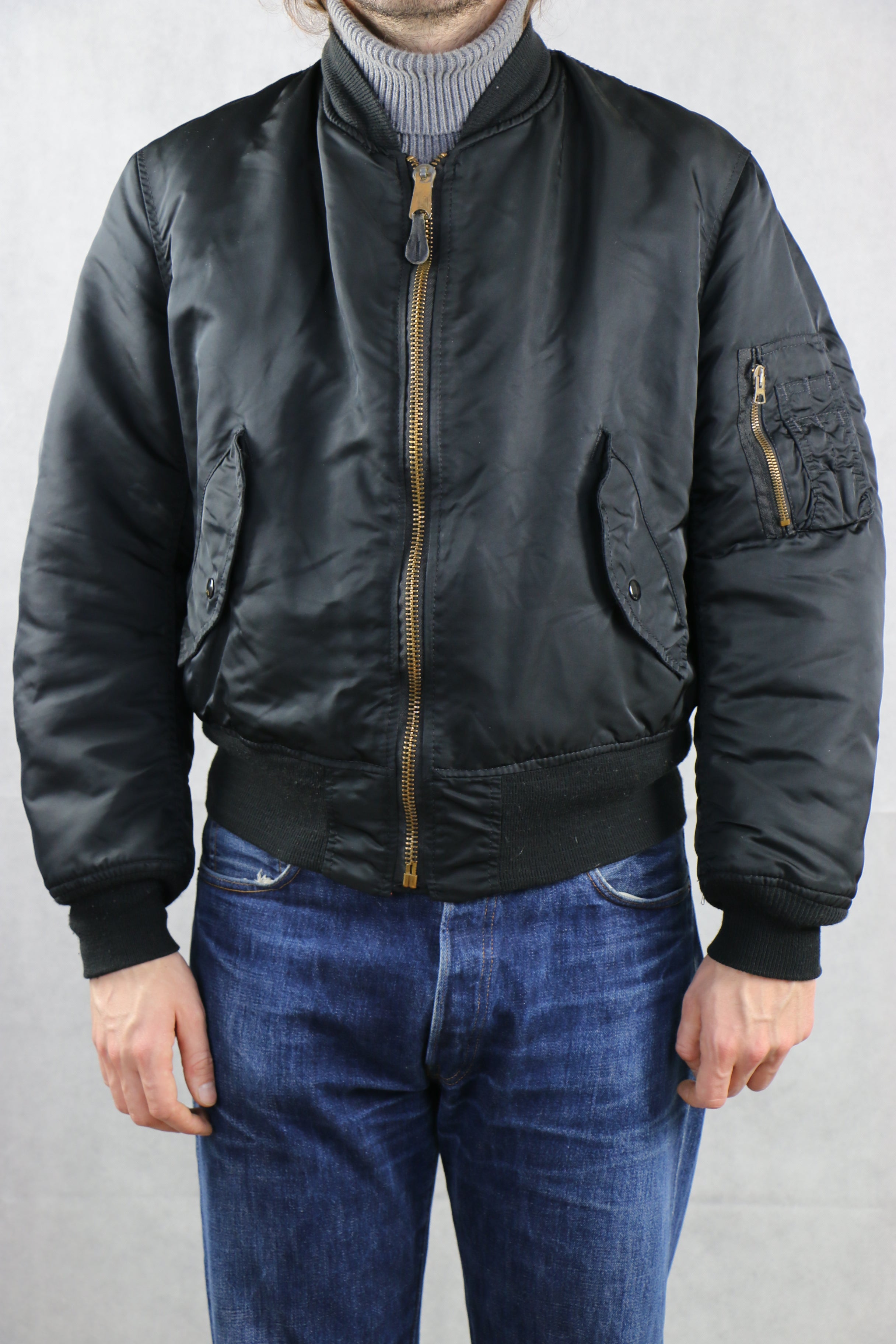 Alpha Industries MA1 Bomber Jacket ~ Vintage Store Clochard92.com