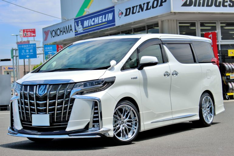 30アルファードHV後期×クレンツェ・ウィーバル デザインクローム