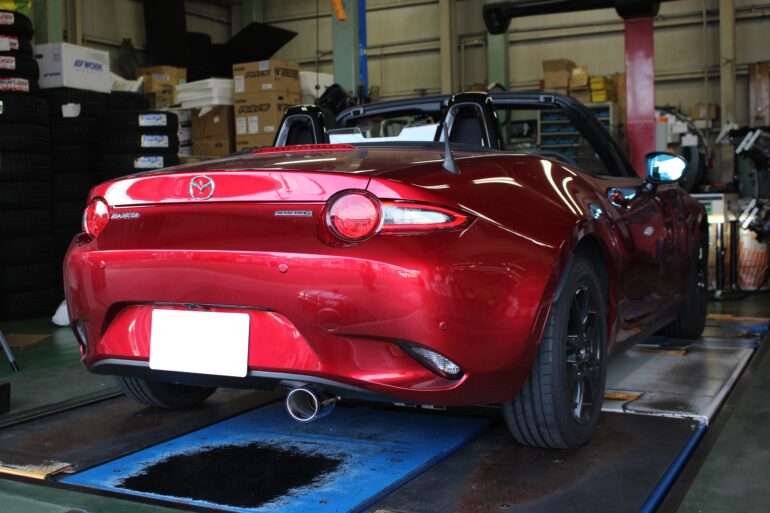 NDロードスターにHKS リーガマックススポーツ マフラー取付！！ | 一宮