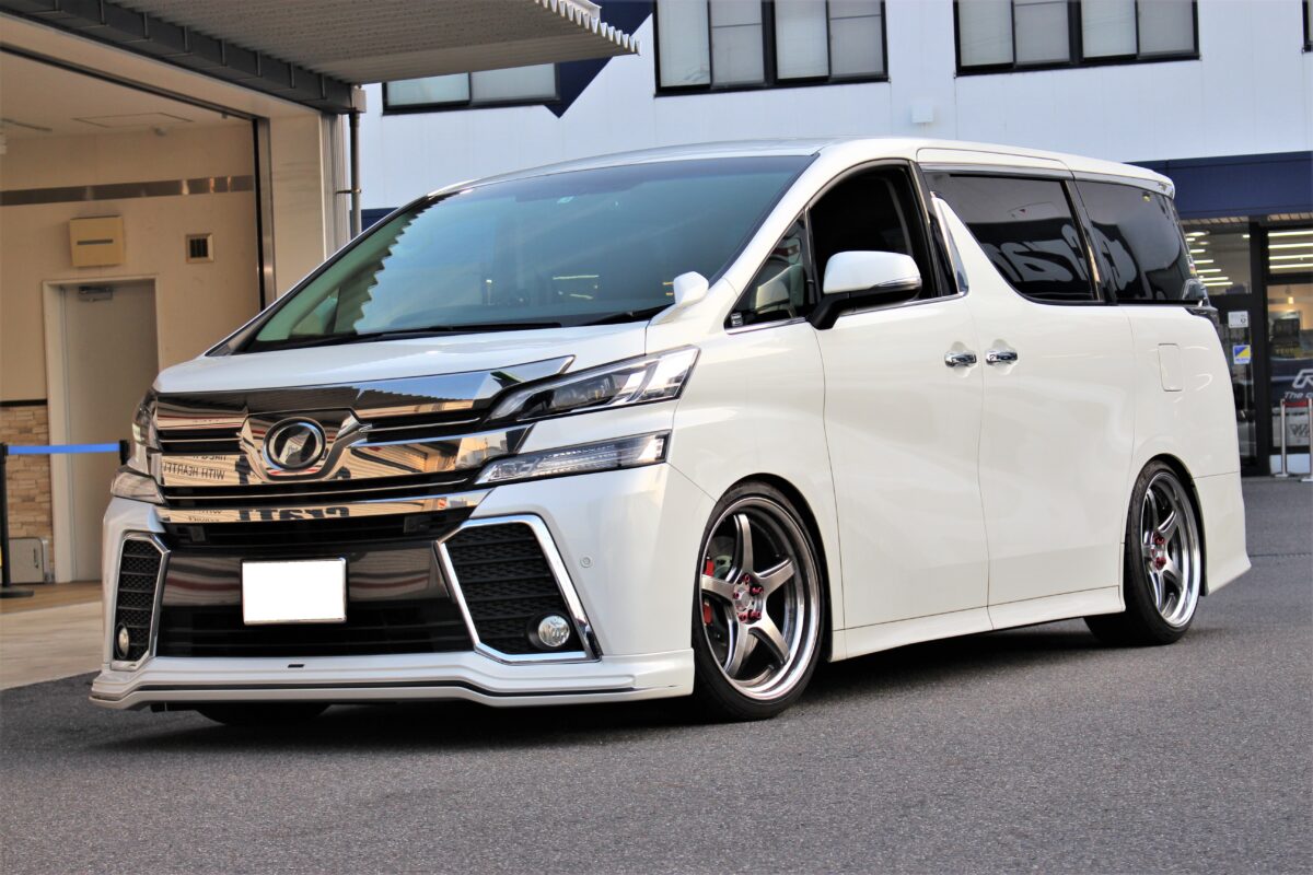 30ヴェルファイア 車高調】BLITZ DAMPER ZZ-R BB で足回りリフレッシュ