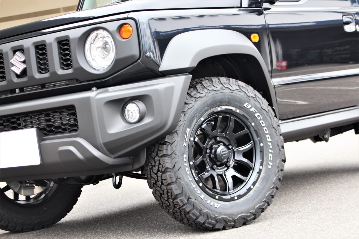 JB74 ジムニーシエラにコンケイブホイール。RAYS TEAMデイトナ F6boost