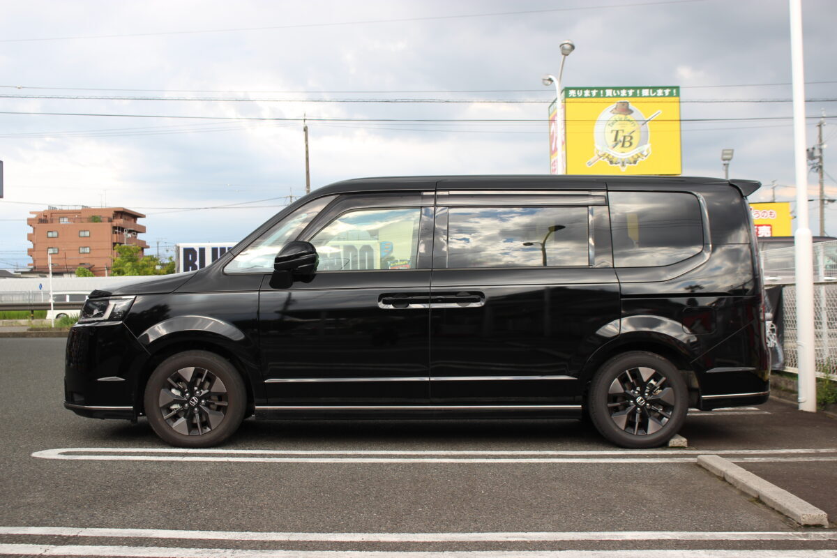 新型ステップワゴン】スタッドレスタイヤに注意！！今回はタイヤサイズ