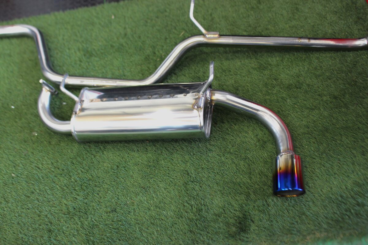 JB64ジムニー】津田レーシングも取り扱いOK！マフラー＆ユーロ