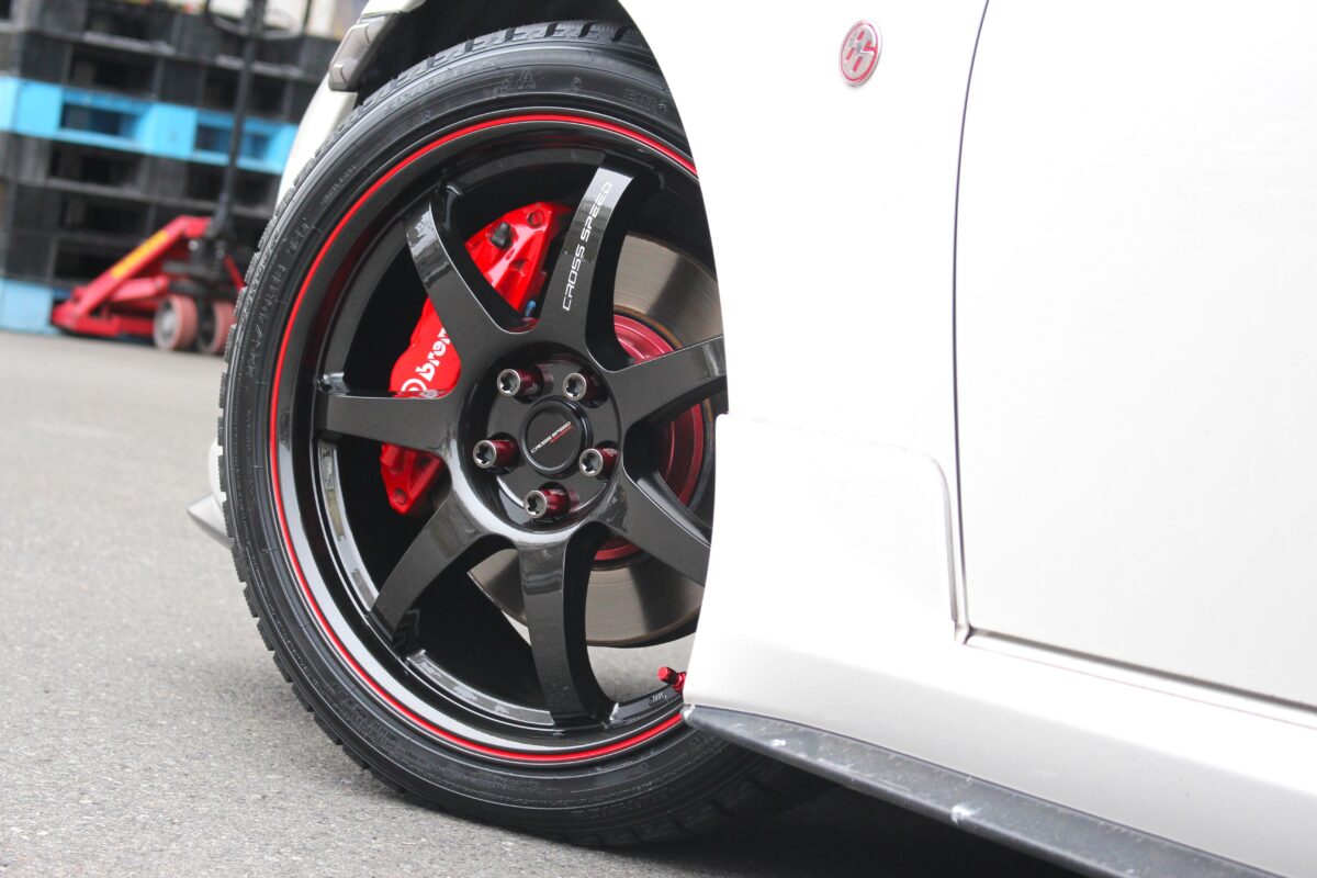 ZN6 86ブレンボ車にスタッドレス！クロススピードCR7 18インチ装着