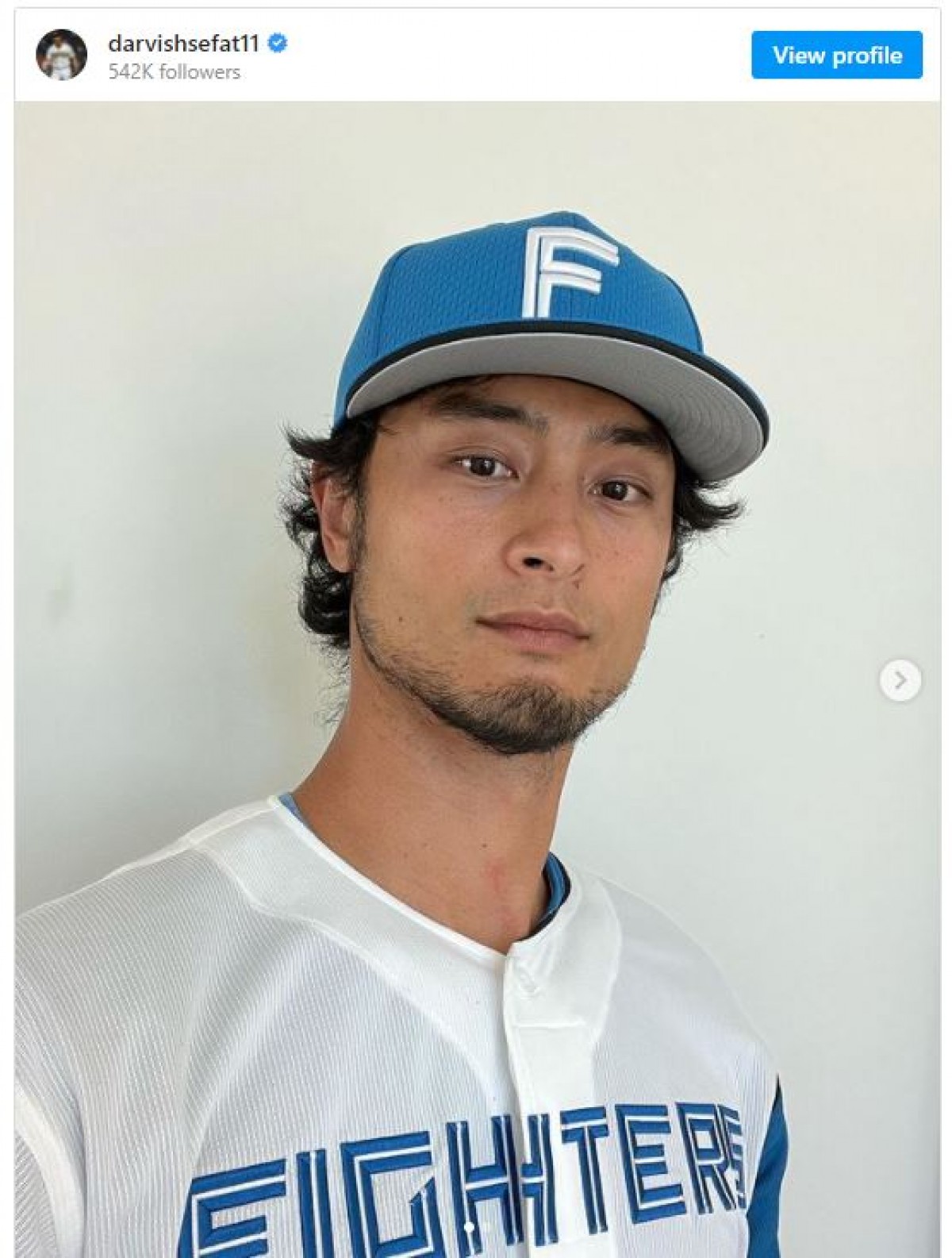 ダルビッシュ有、古巣ファイターズ新ユニフォーム袖通した姿にファン