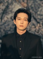 吉沢亮、デビュー15周年記念写真集『Profile』6.14発売決定 30代の抱負