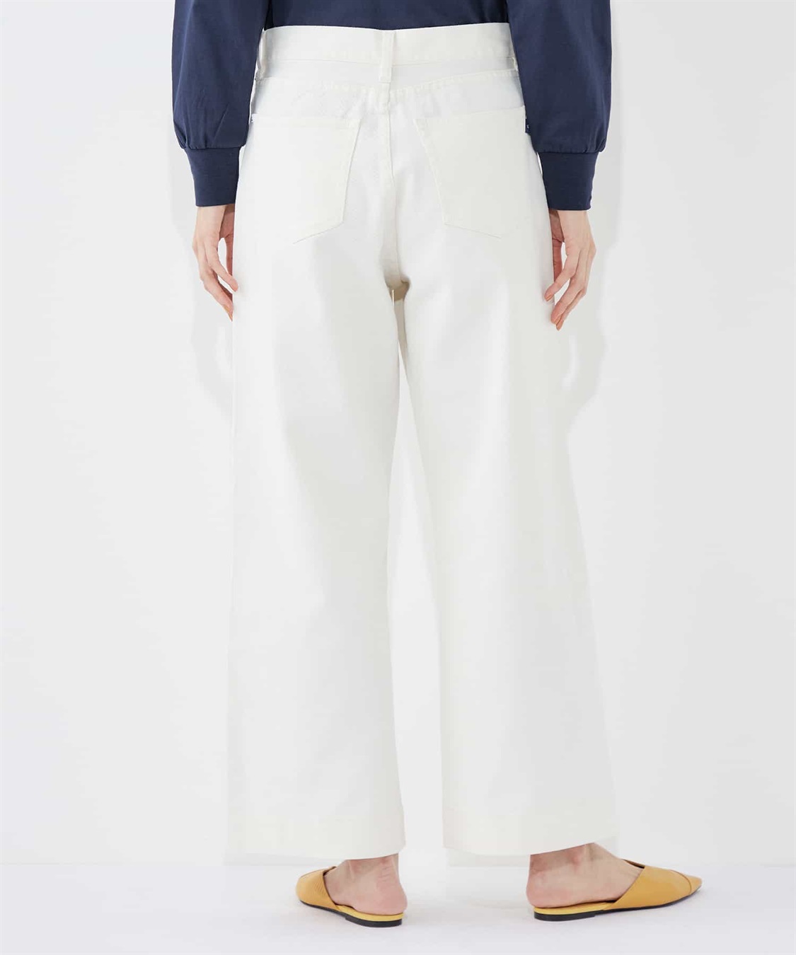 バギーホワイトデニムパンツ Petit Honfleur｜クロスプラス公式通販サイト