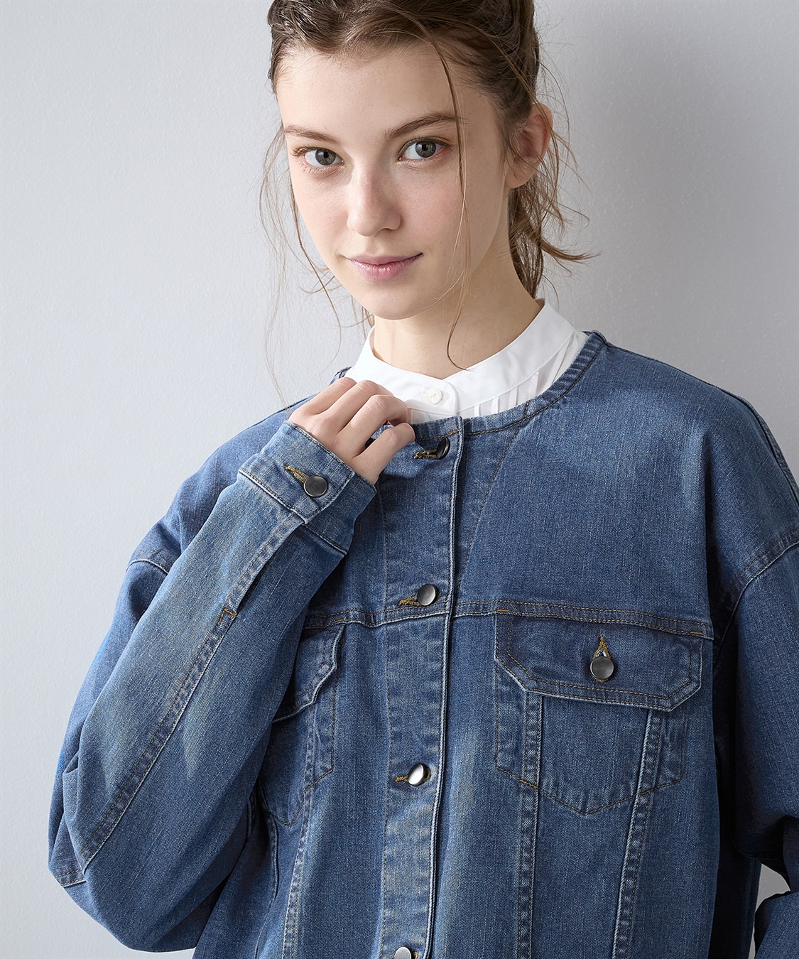 ノーカラーデニムジャケット LE SOUK HOLIDAY｜クロスプラス公式通販サイト