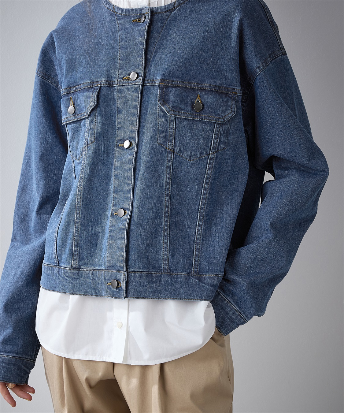 ノーカラーデニムジャケット LE SOUK HOLIDAY｜クロスプラス公式通販サイト
