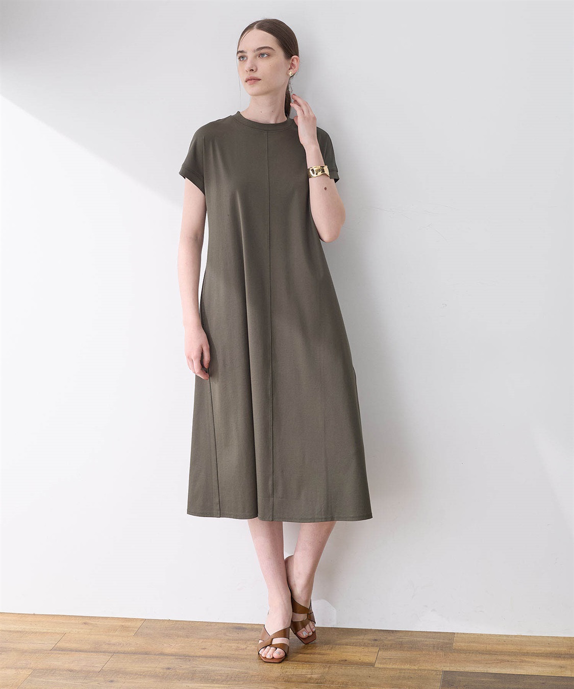 接触冷感】モックネックワンピース LE SOUK HOLIDAY｜クロスプラス公式