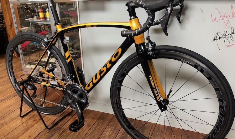 GUSTO（グスト）大人気・お買い得 カーボンロード 【 RCR