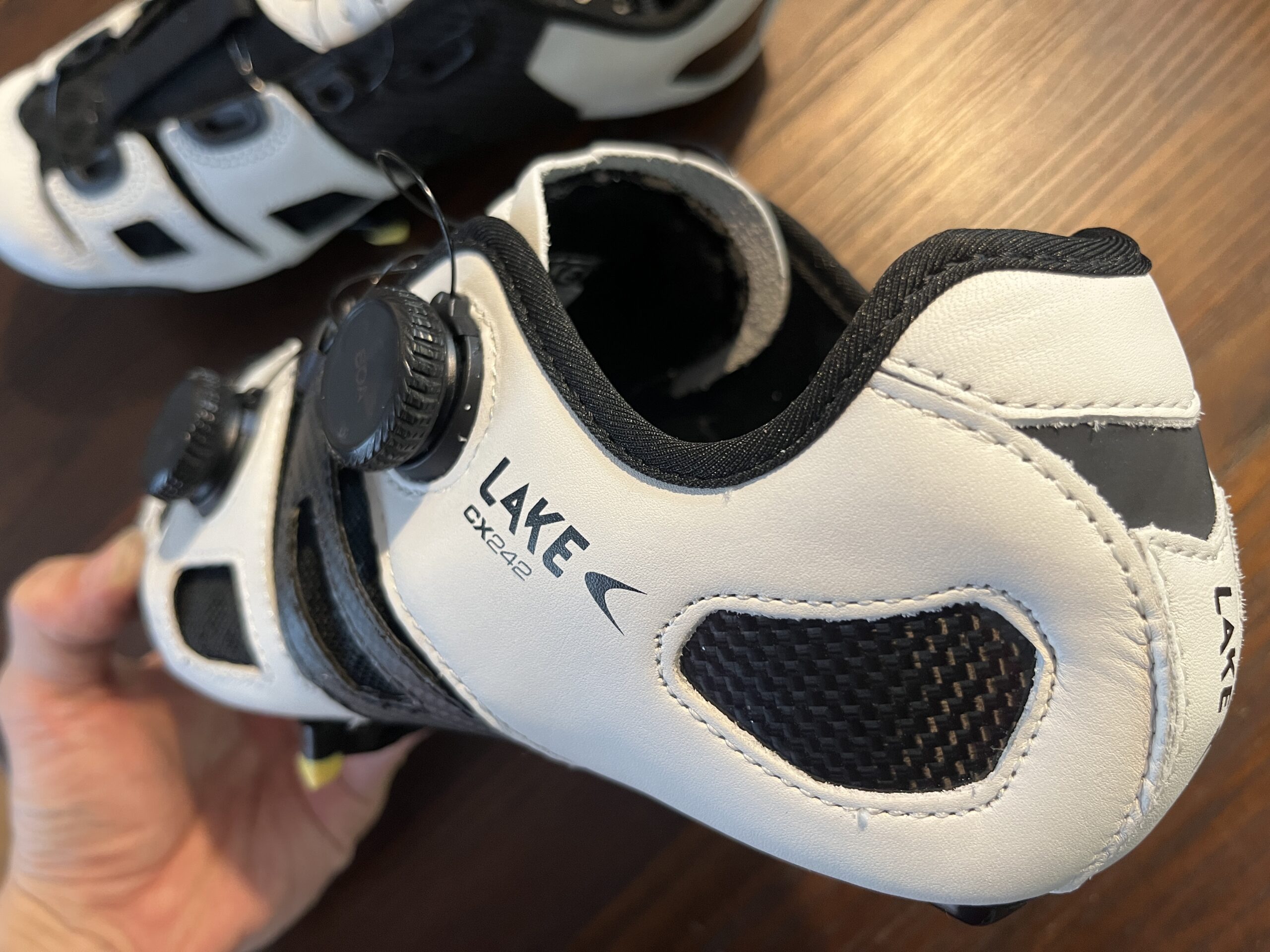 LAKE cycling CX242のご注文お受けしました。 - CYKICKS|名古屋の