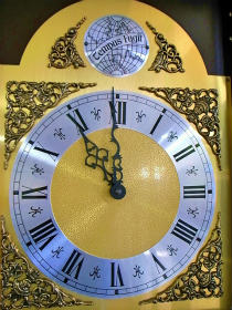 Tempus Fugit (FHS) ヘルムレ ホールクロック修理 - 時計修理