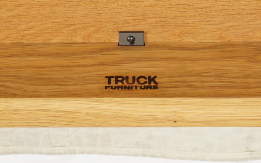 ダイニングテーブルの買取について 「TRUCK furniture(トラック
