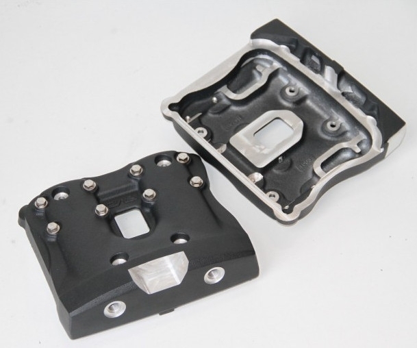 W.T.F Series IRON ロッカーカバー - EMD | アンバーピース