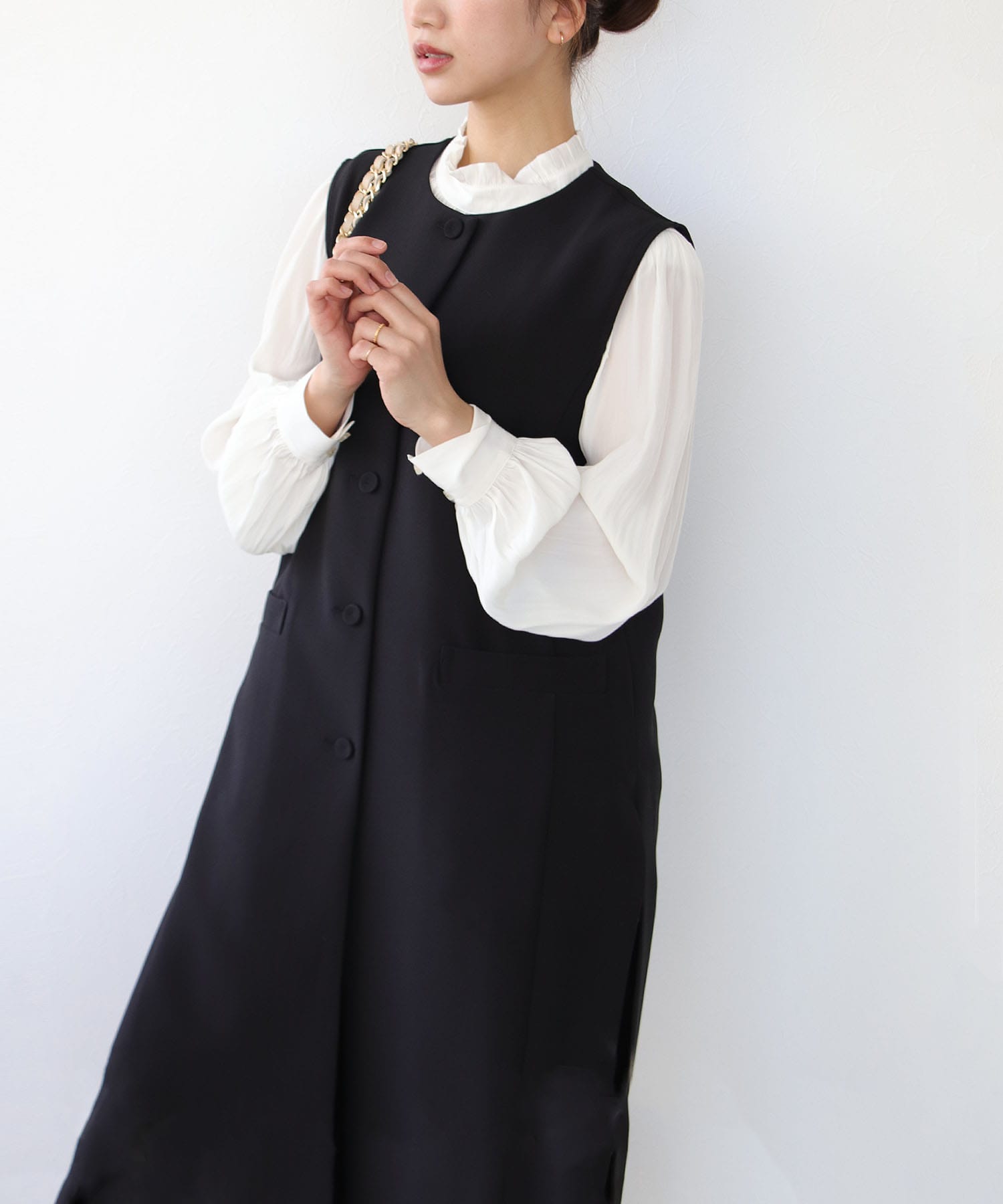 ノーカラーロングジレ | AND ON JIONE STORE（アンドオン）ジオン商事