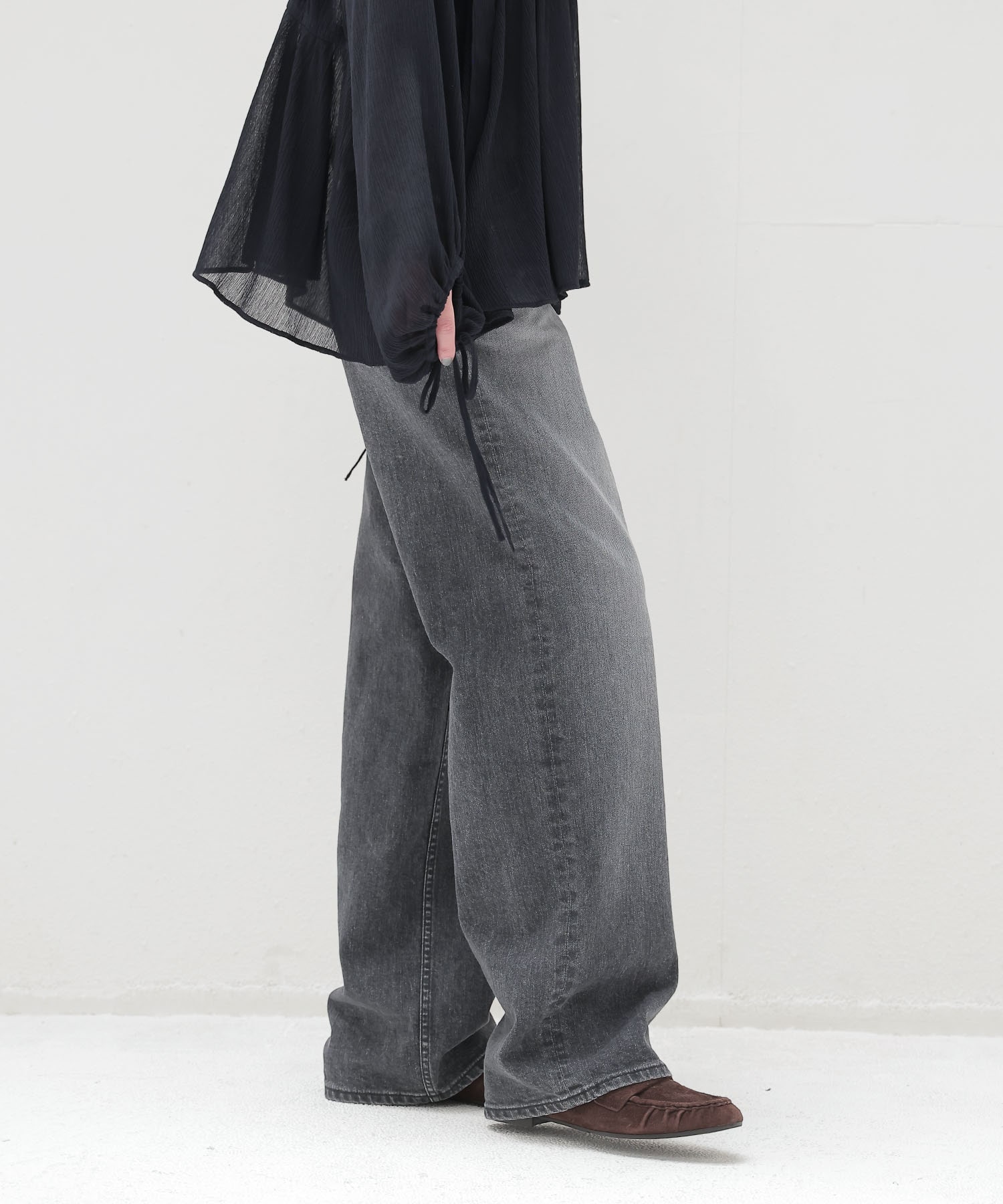 YANUK＞LILITH Wide Straight | AND ON JIONE STORE（アンドオン