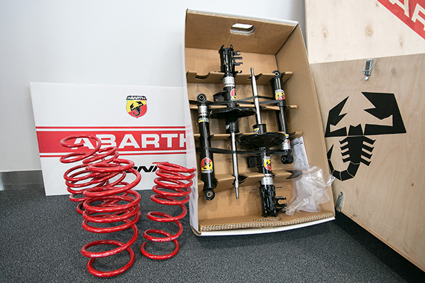 足回りにこだわる全てのクルマ好きを虜にする、ABARTH PUNTO KONI KIT