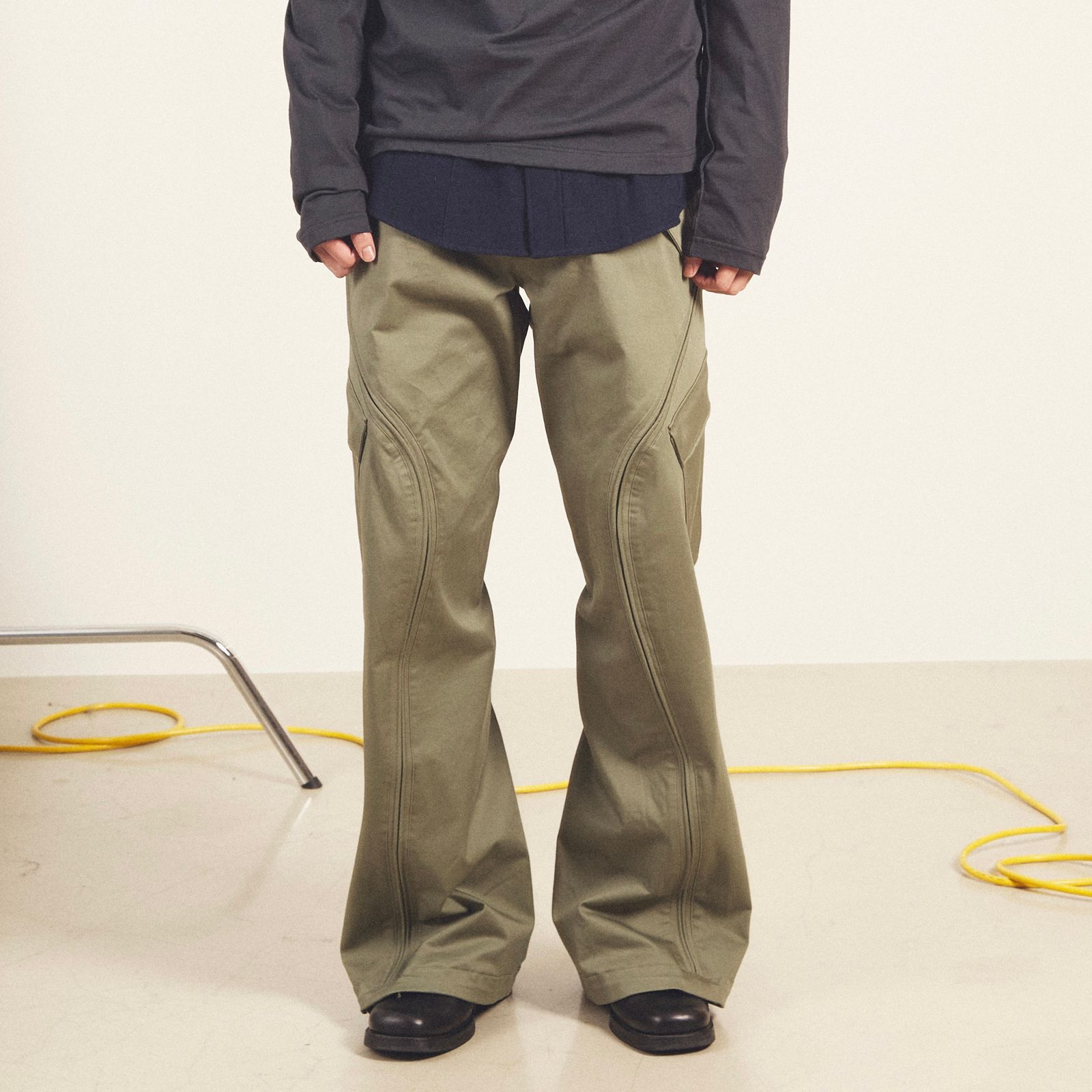 NVRFRGT - 【残りわずか】3D Twisted Cargo Pants | ACRMTSM ONLINE STORE