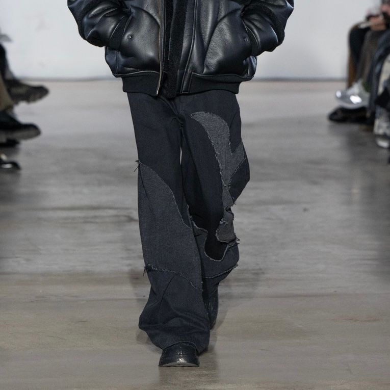 Feng Chen Wang - 【残り一点】Creature Patched Denim Trousers