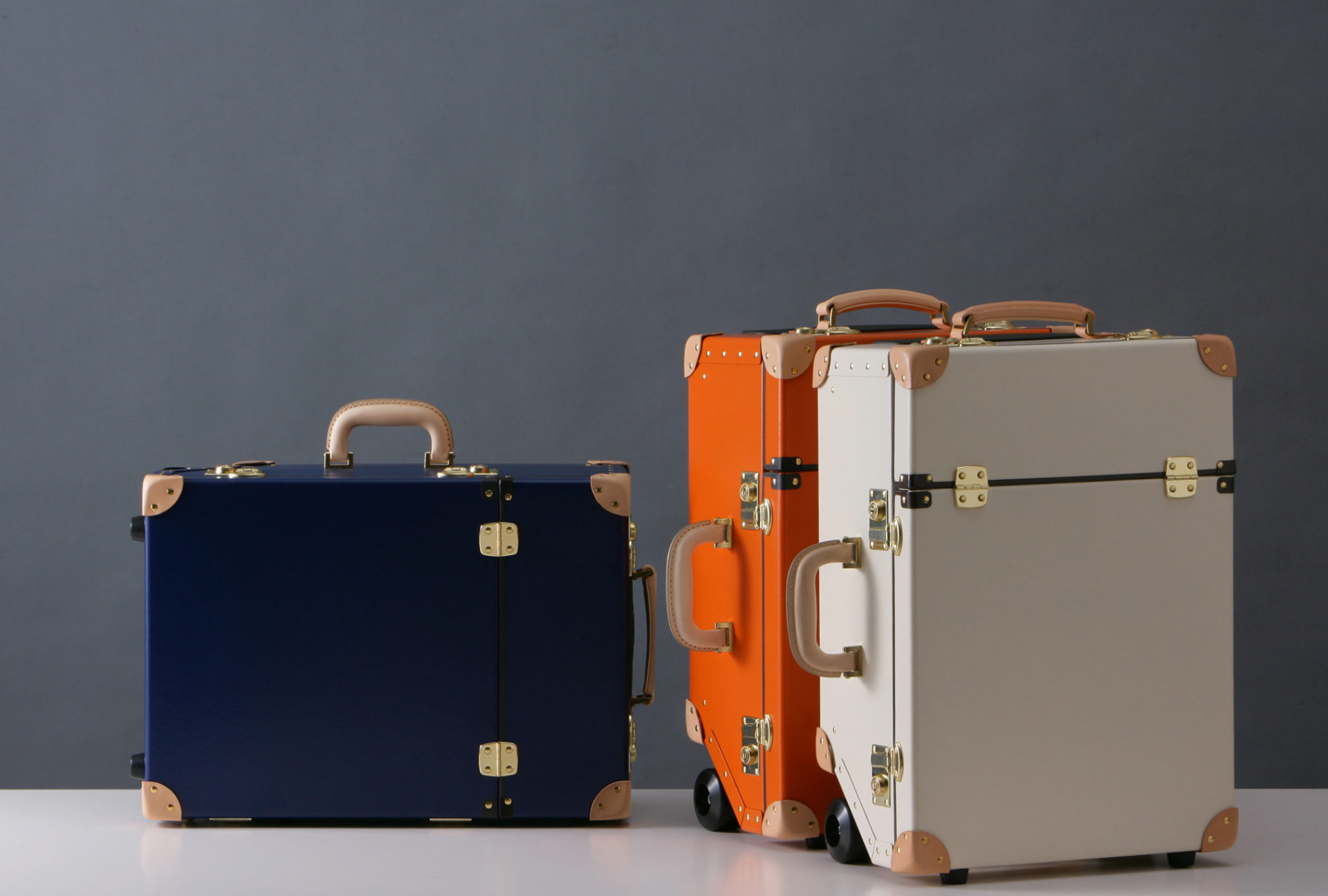 TIMEVOYAGER Trolley | 安達紙器工業株式会社