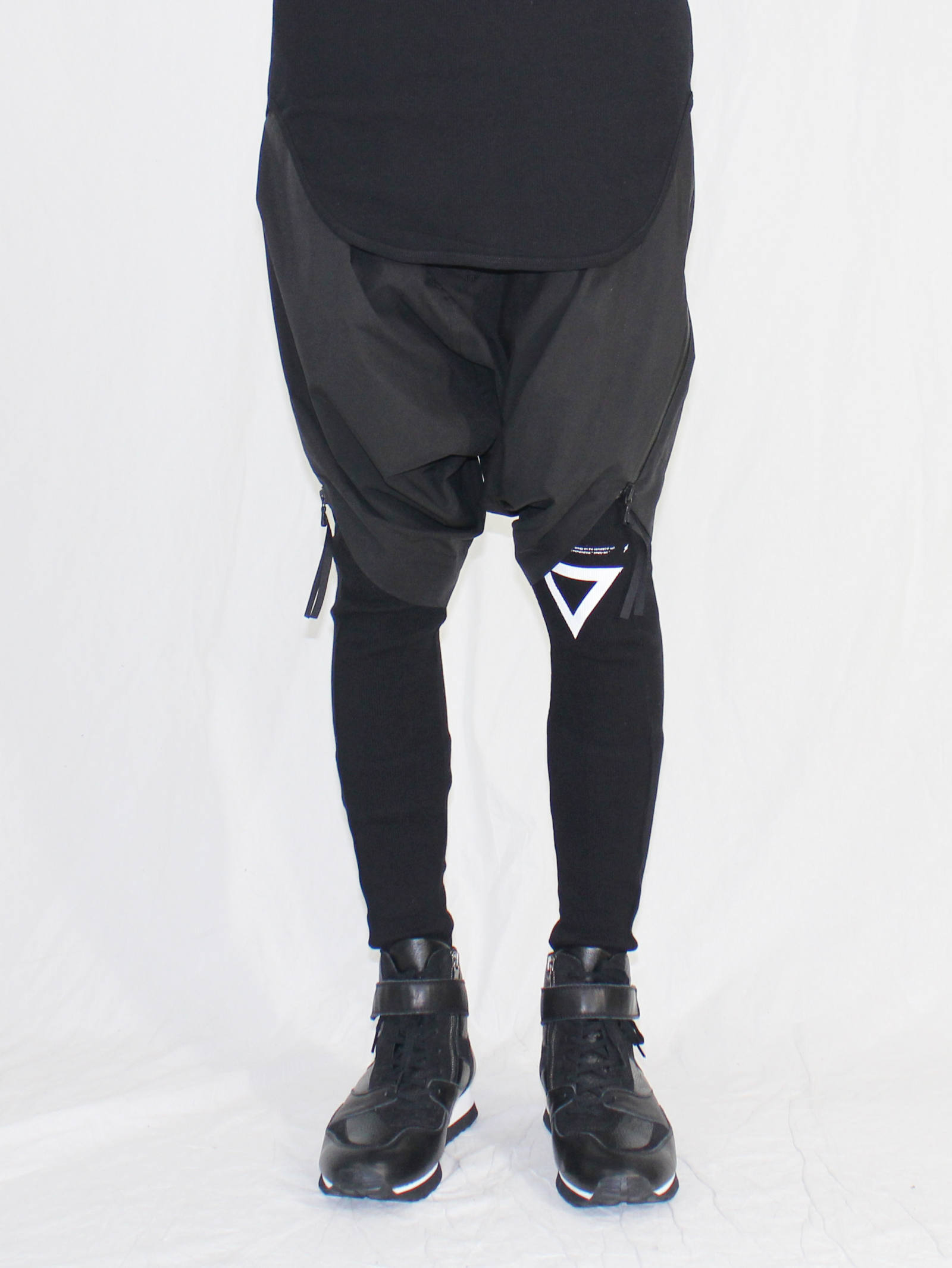 NILoS - ツイステッドクロッチパンツ - TWISTED CROTCH PANTS ver.1