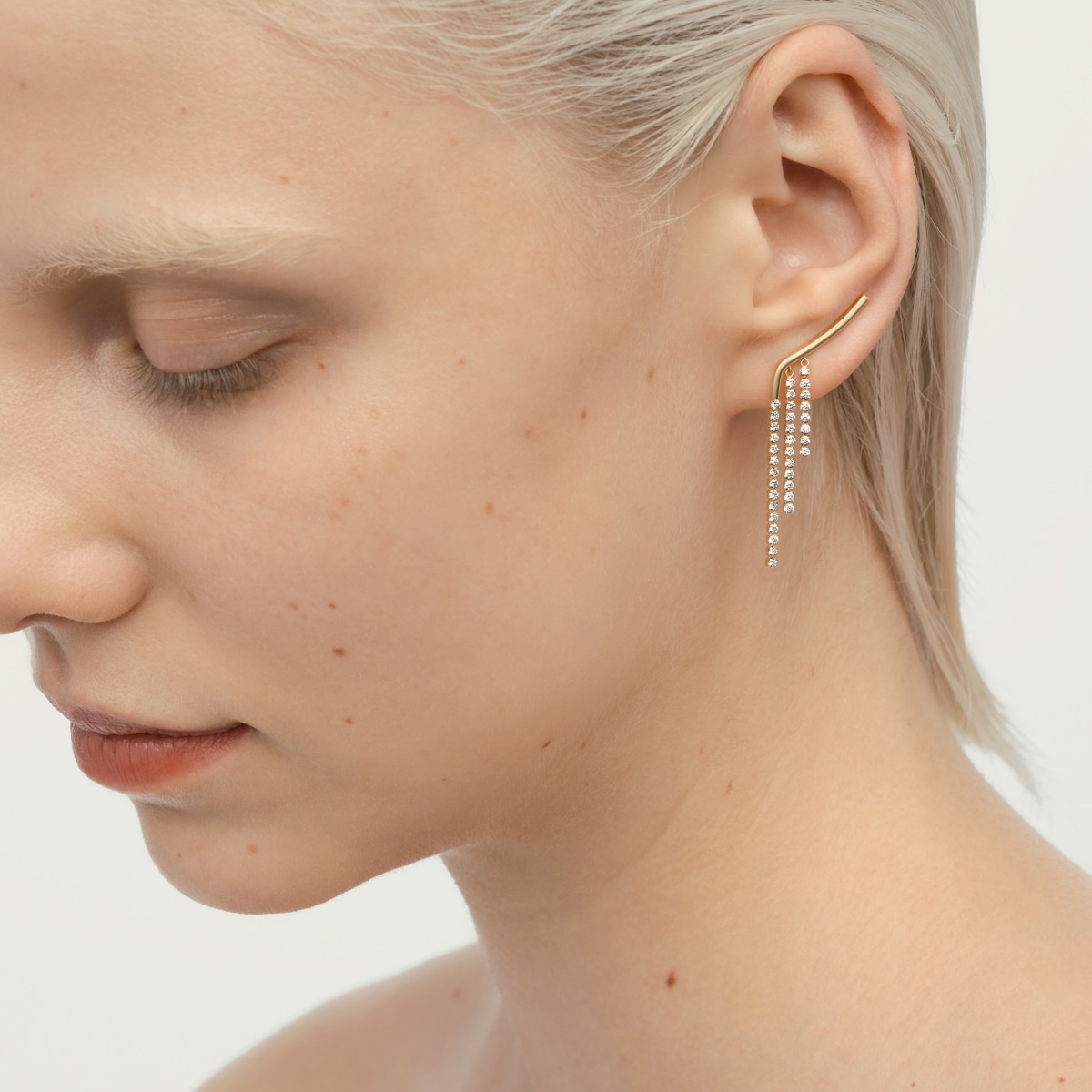 シャンデリアフロー ピアス | AHKAH / アーカー | 【公式