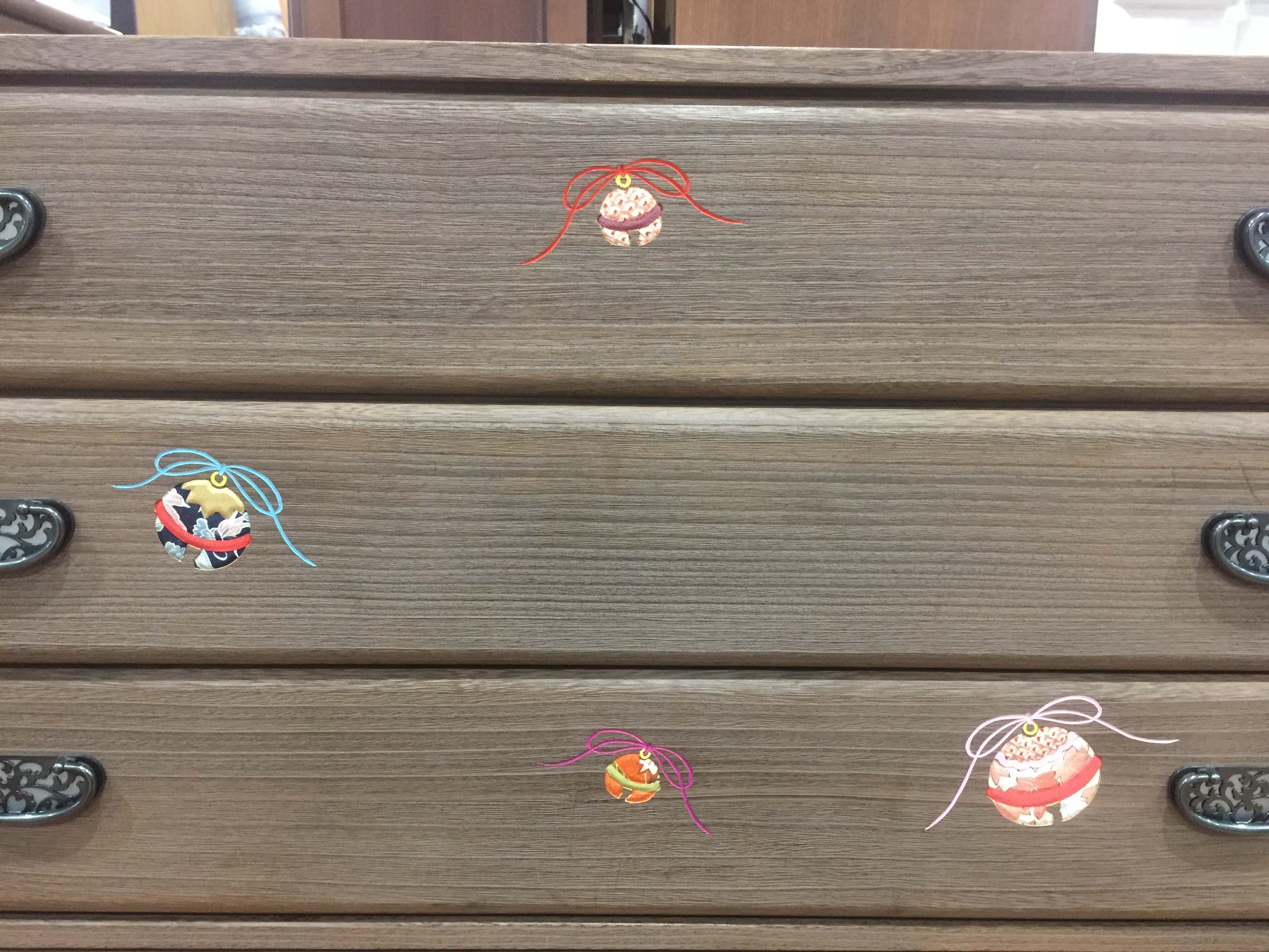 株式会社箱長 浅草箱長6段桐箪笥入荷致しました！ | リサイクル