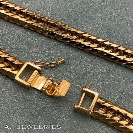 取り寄せ】18金 12面カット トリプル ネックレス 90g 45cm / K18 12cut