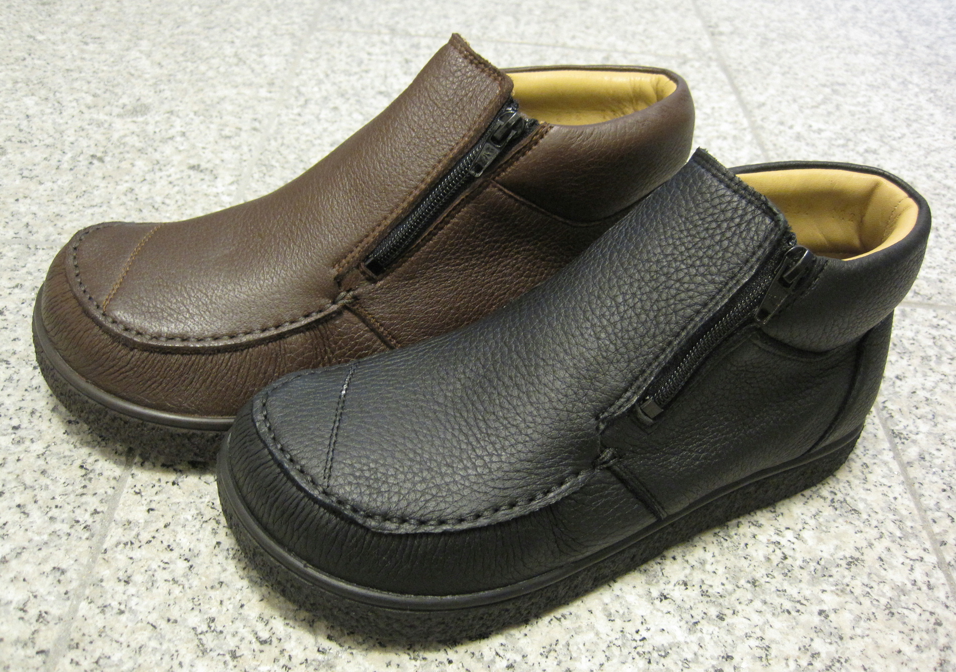 新品未使用jacolorm ヤコフォーム スタンダード ブラウン サイズ23.0