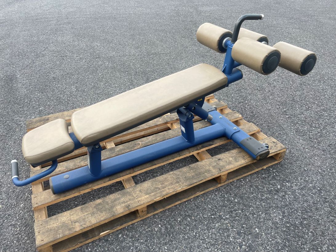 Think Fitnessパワービルダーアジャスタブルベンチ ゴールドジム④