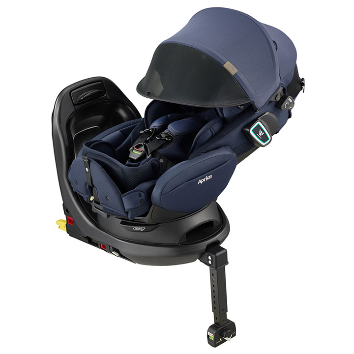 回転式ベッド型チャイルドシート「フラディア グロウ ISOFIX