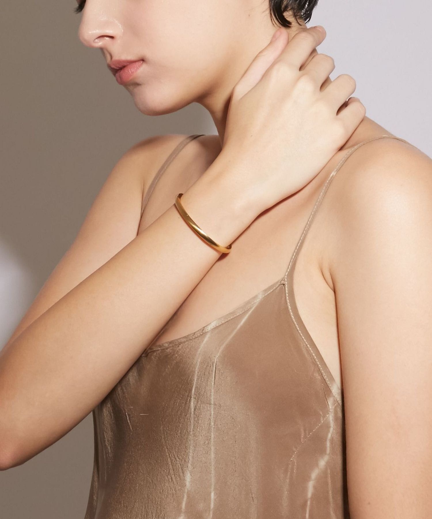 アルティーダウード artida oud オーガニックダルポリッシュ バングル