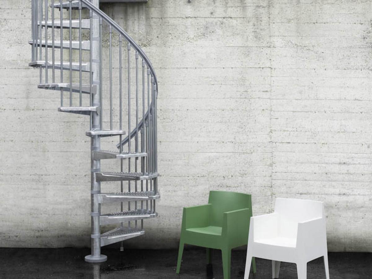 スチールジンク 屋外階段（外部用らせん階段） | arke らせん階段や
