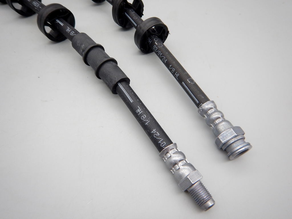 brembo製 フィアット パンダ 141 フロントブレーキホース 左右 1台分